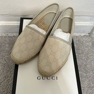 Gucci espadrilles off white color